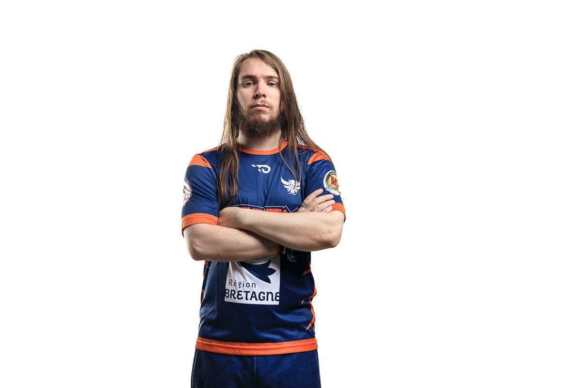 portrait professionnel sur fond blanc